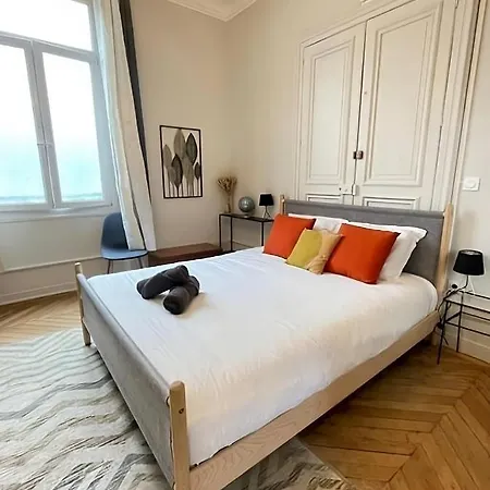 Le Nomade - Gare - 3 Pers - Reve Au Mans