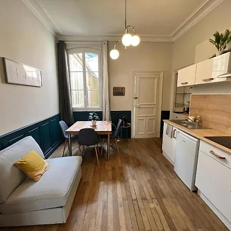 Le Nomade - Gare - 3 Pers - Reve Au Mans * ルマン